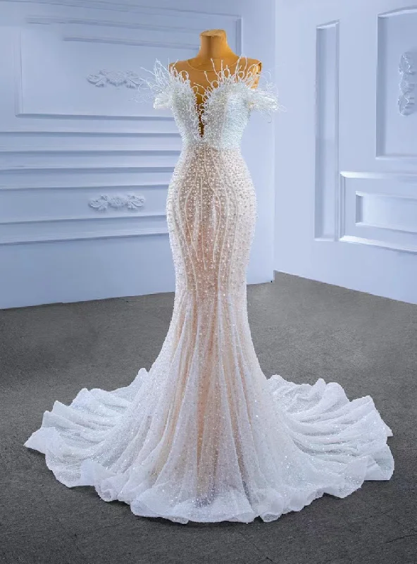 White Mermaid Sequins Beading Pearls Wedding Dress Sleeveless Wedding Dress