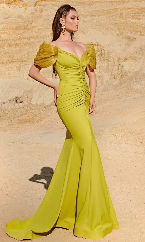 MNM COUTURE 2774 - Mid Body Ruching Trumpet Gown Women's party dresses