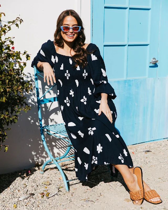 Elm Ellipse Midi Dress Print Must-have midi dresses for this season