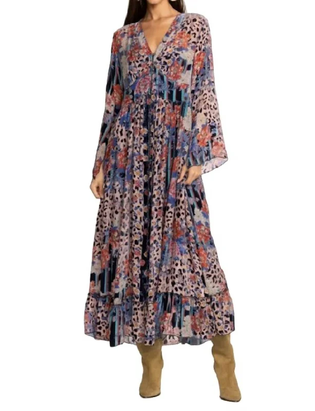 Ontar Beesley Dress In Multi Travel unclassified dresses